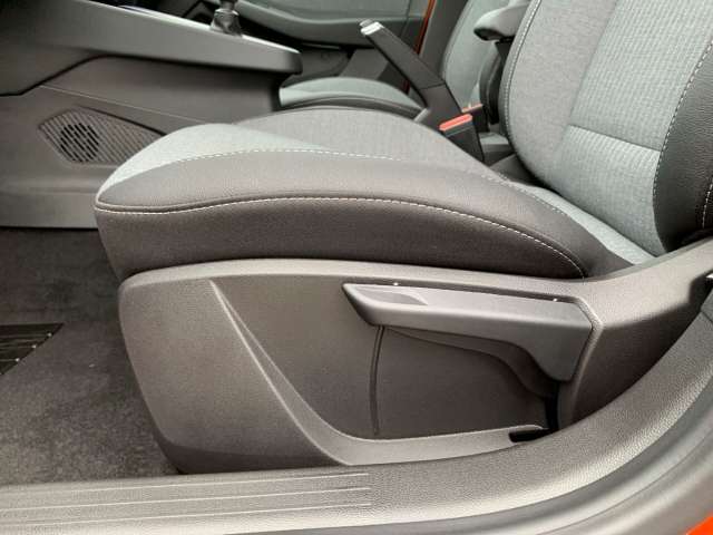 Fahrzeugbild eines Renault Clio