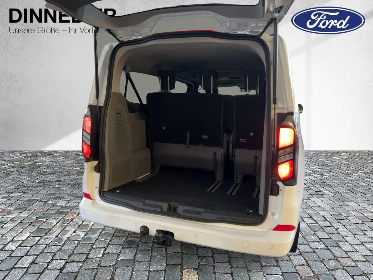 Fahrzeugbild eines Ford Tourneo Custom