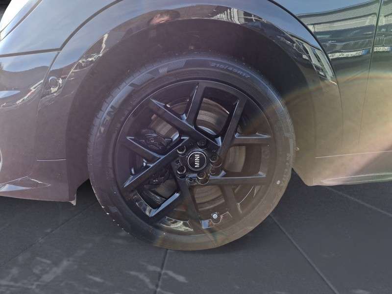 Fahrzeugbild eines MINI COOPER