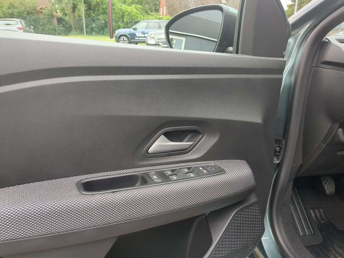 Fahrzeugbild eines Dacia Sandero