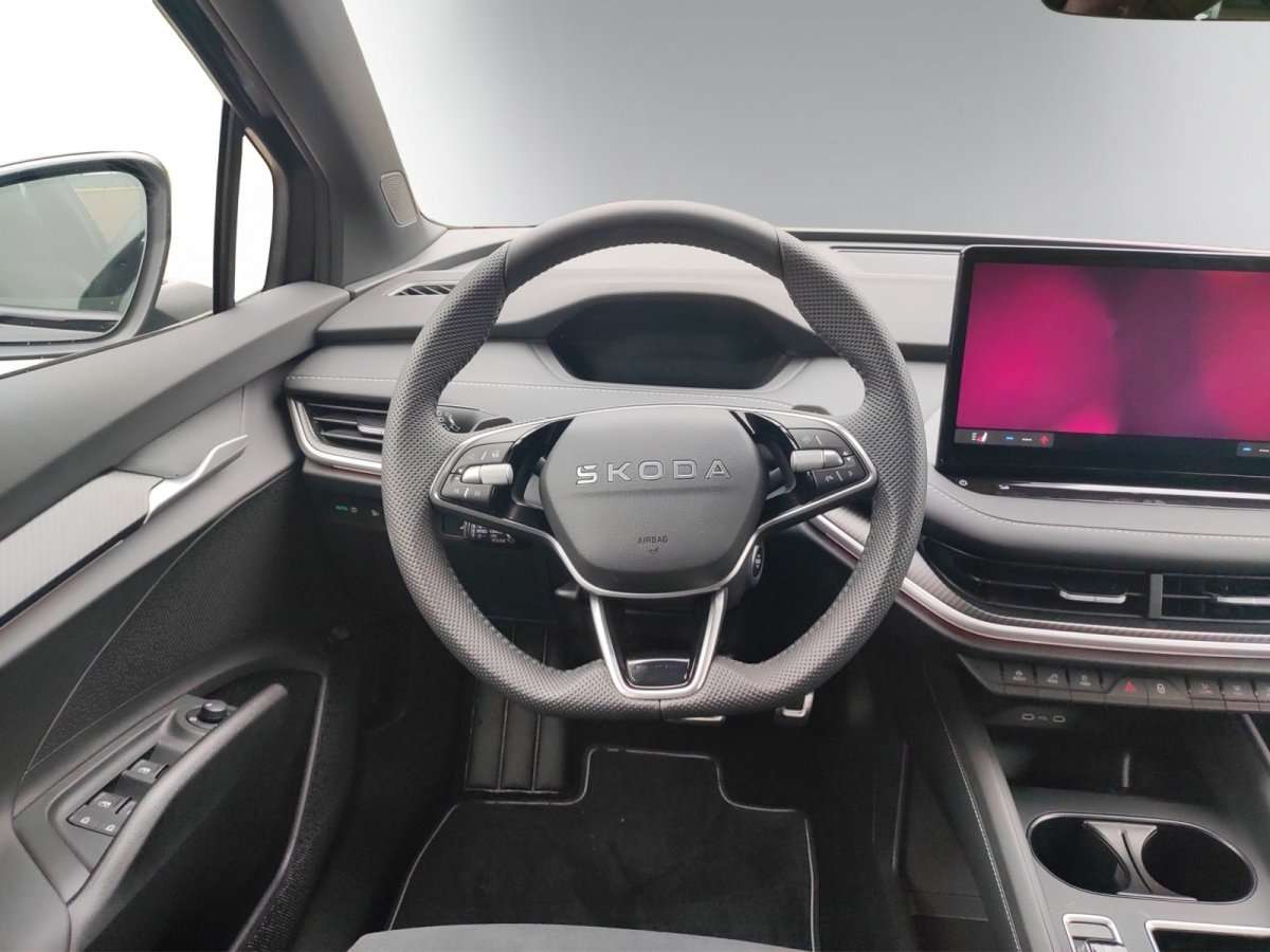 Fahrzeugbild eines Skoda ELROQ