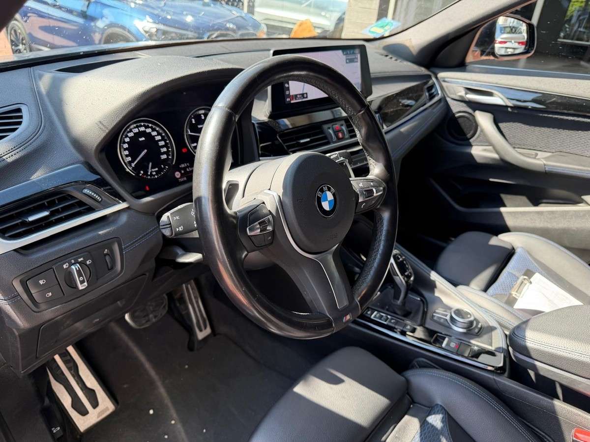 Fahrzeugbild eines BMW X2