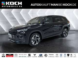 Schräge Frontansicht auf einen Skoda Kodiaq , freigestellt