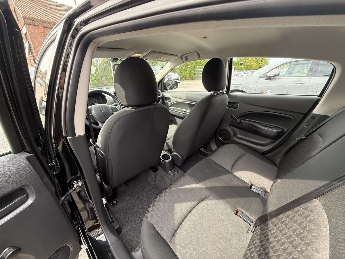 Fahrzeugbild eines Mitsubishi Space Star