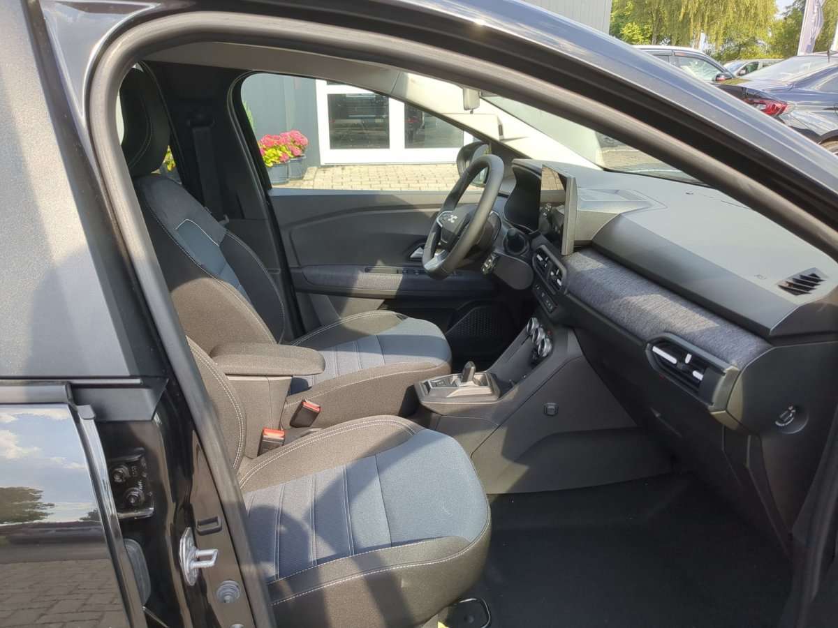 Fahrzeugbild eines Dacia Jogger