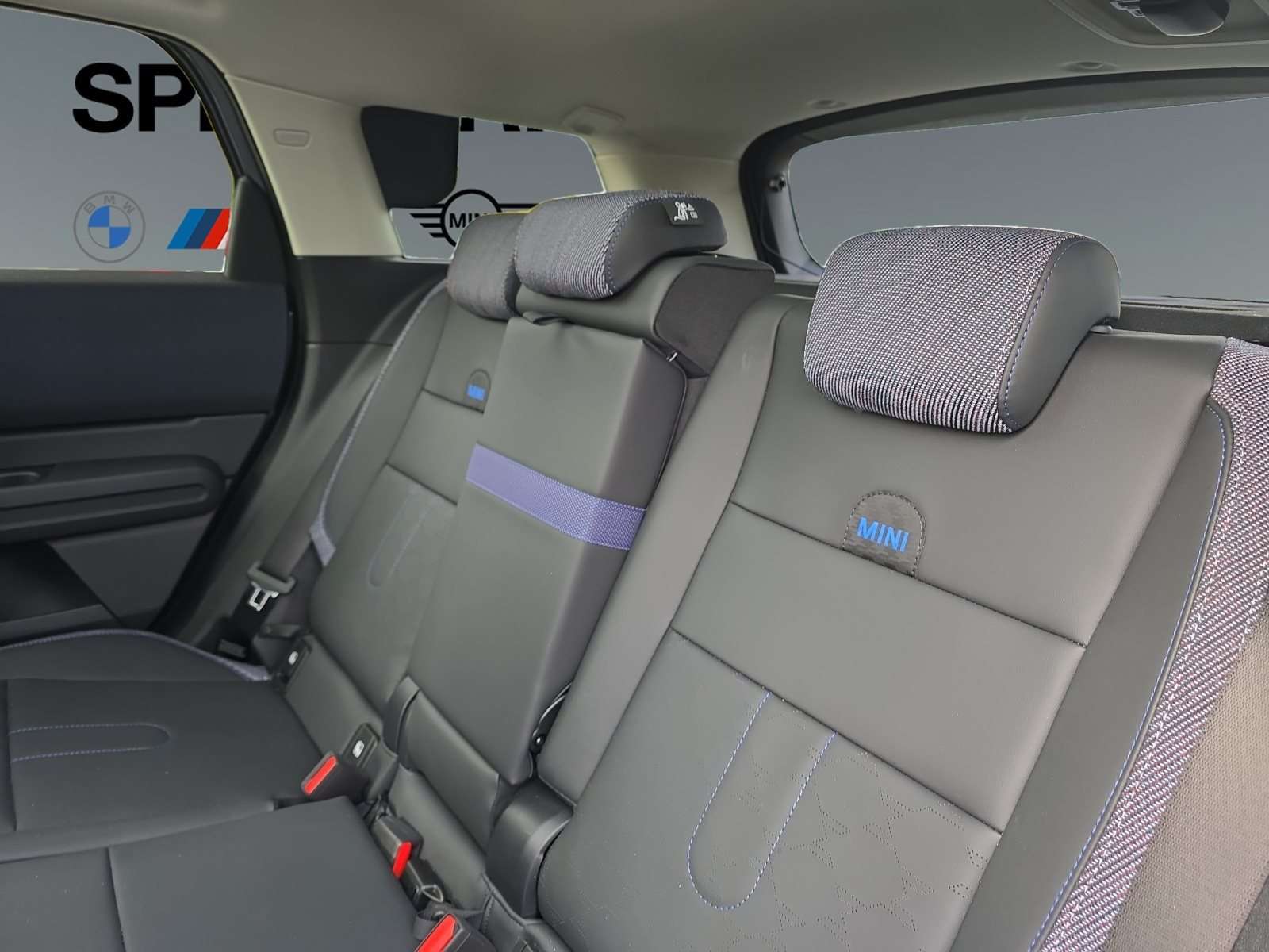 Fahrzeugbild eines MINI Countryman