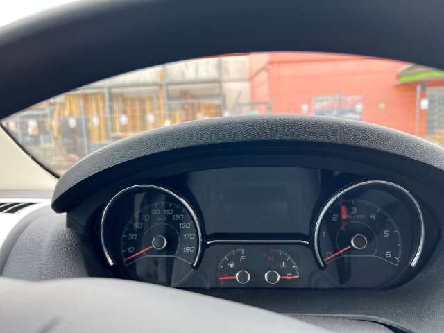 Fahrzeugbild eines Opel Movano