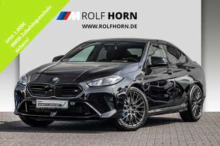 Schräge Frontansicht auf einen BMW 2er-Reihe , freigestellt