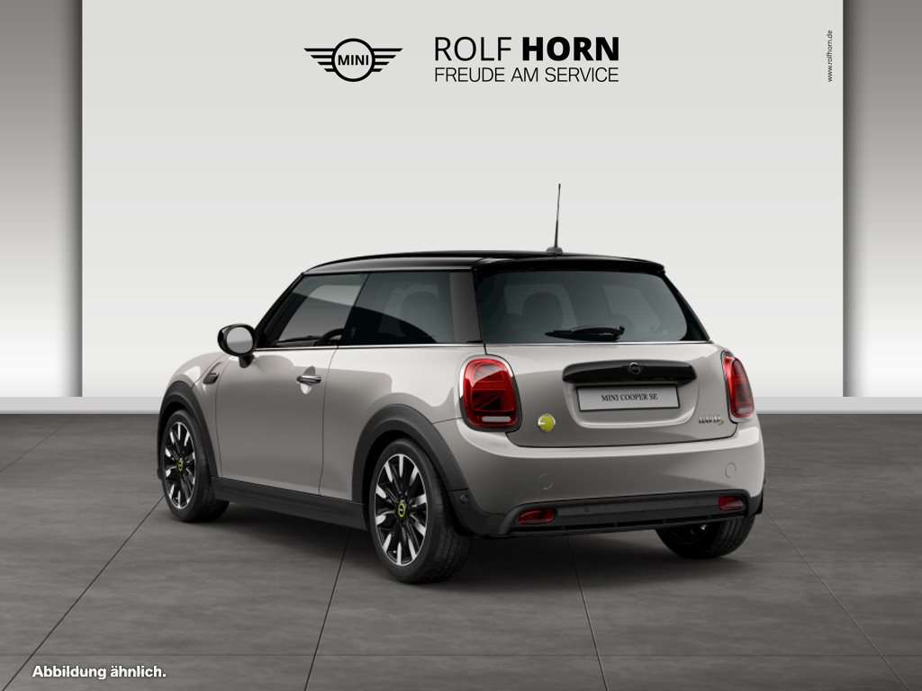 Fahrzeugbild eines MINI COOPER SE
