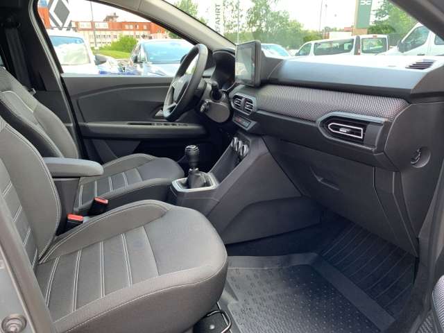 Fahrzeugbild eines Dacia Sandero