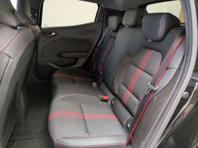 Fahrzeugbild eines Renault Clio