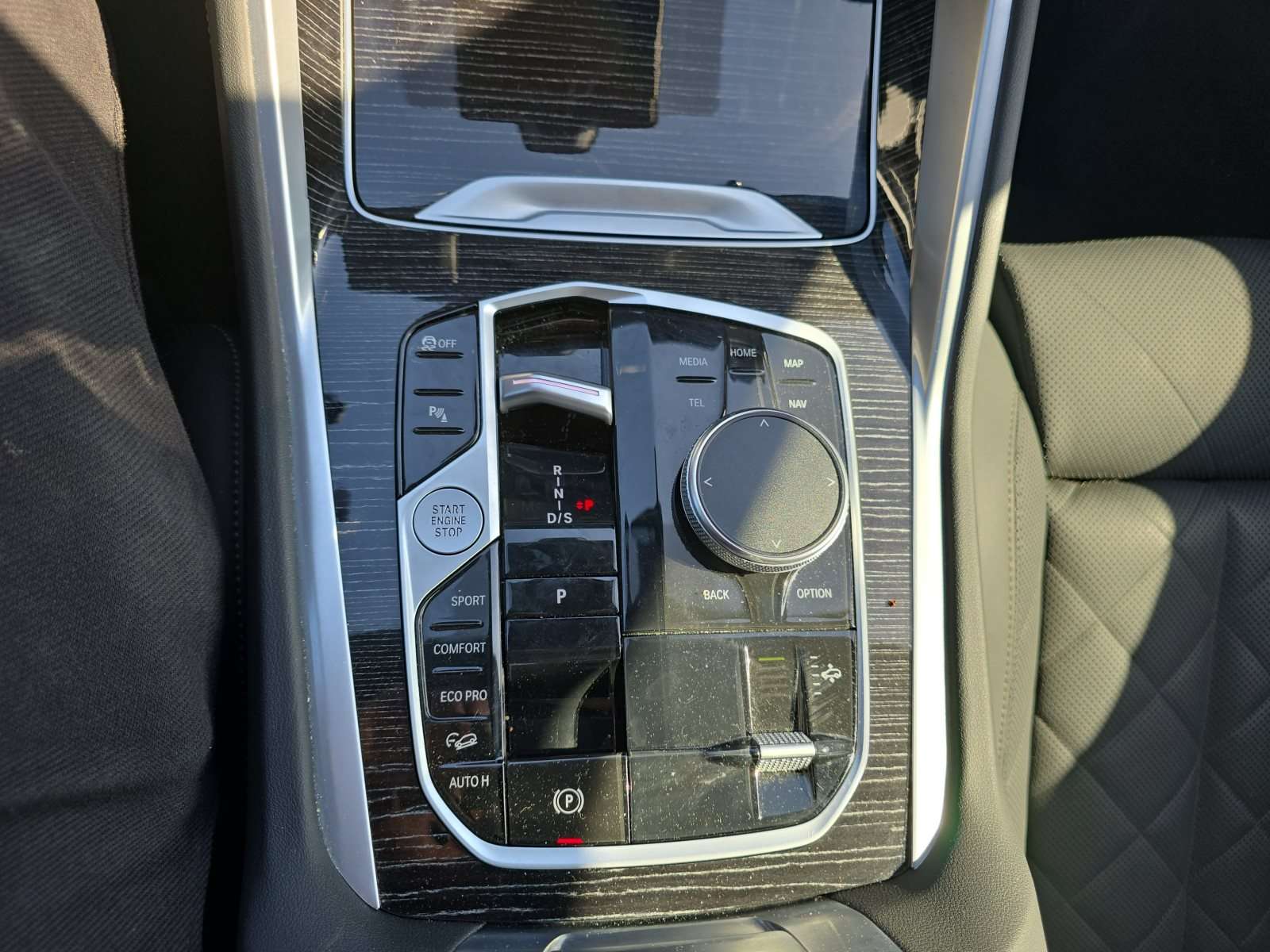 Fahrzeugbild eines BMW X6
