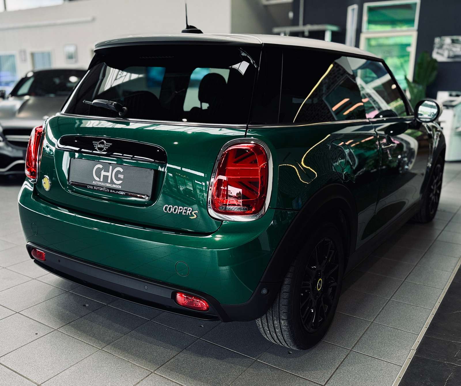 Fahrzeugbild eines MINI COOPER