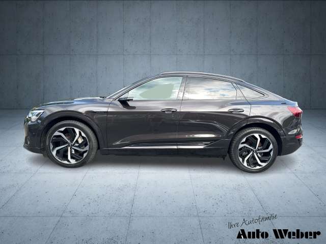 Fahrzeugbild eines Audi Q8