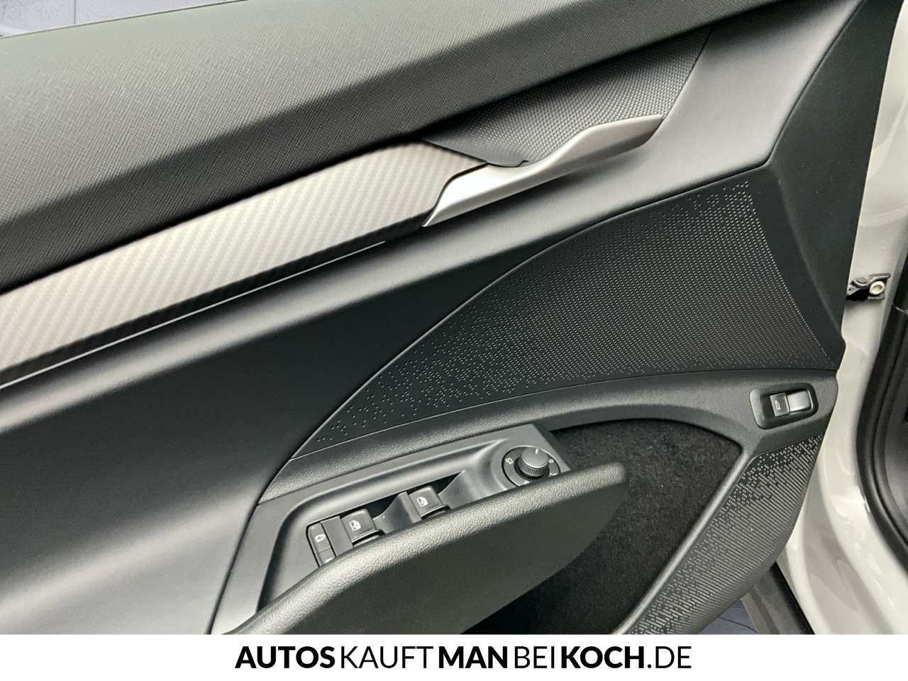 Fahrzeugbild eines Skoda ELROQ