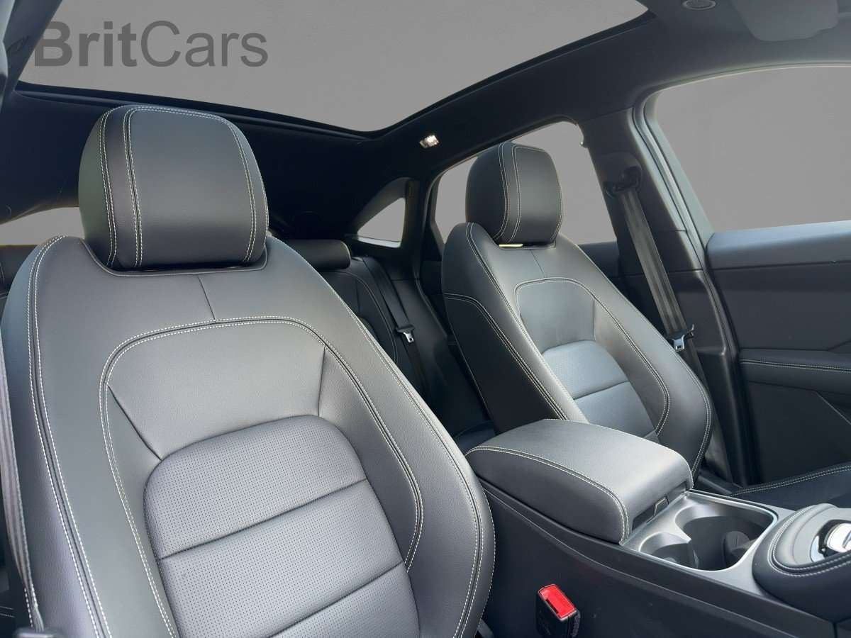 Fahrzeugbild eines Jaguar E-PACE