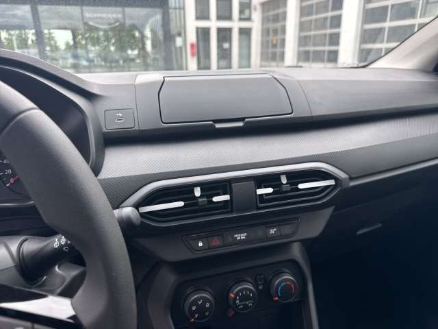Fahrzeugbild eines Dacia Sandero
