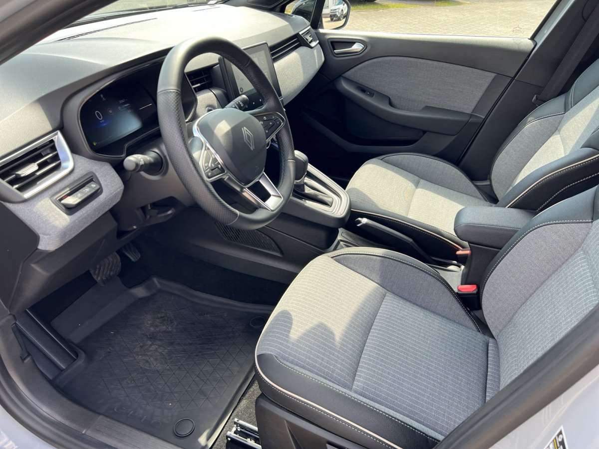 Fahrzeugbild eines Renault Clio