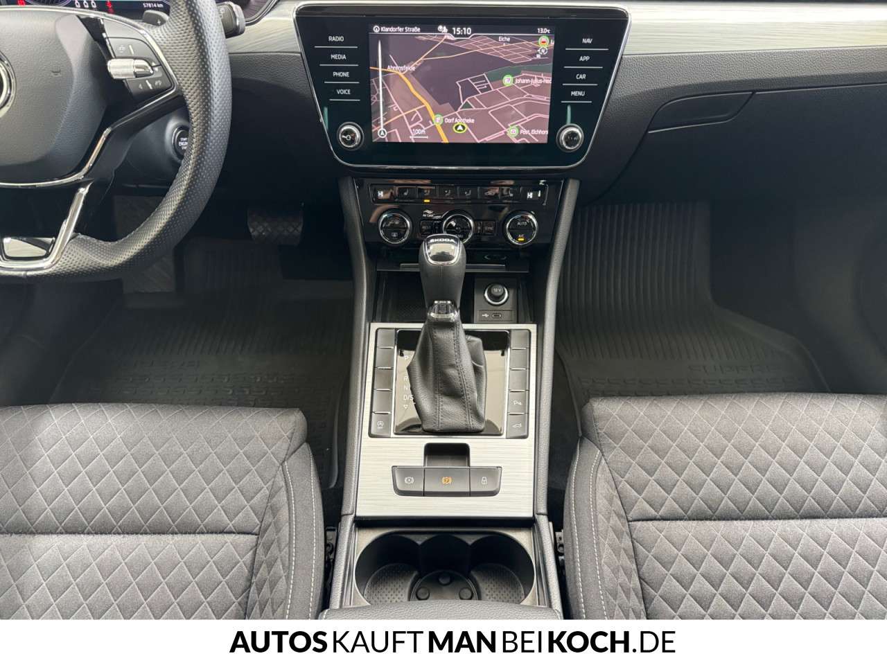 Fahrzeugbild eines Skoda Superb