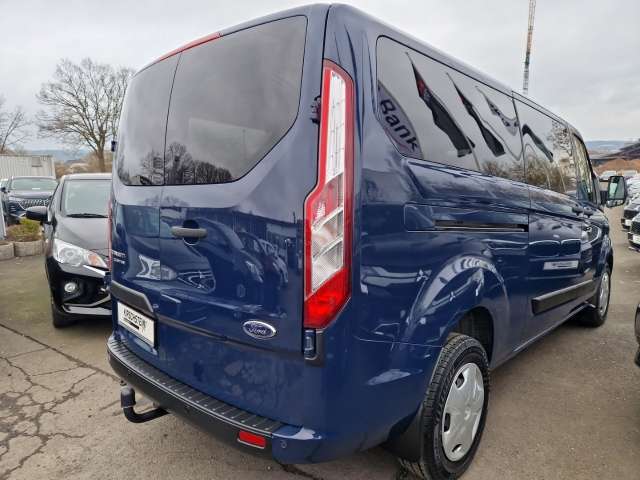 Fahrzeugbild eines Ford Transit Custom
