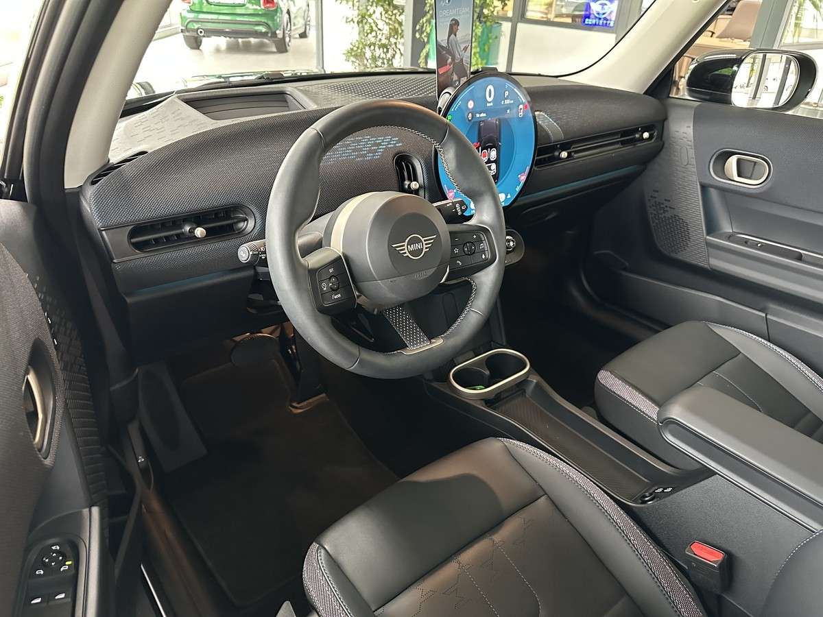 Fahrzeugbild eines MINI COOPER