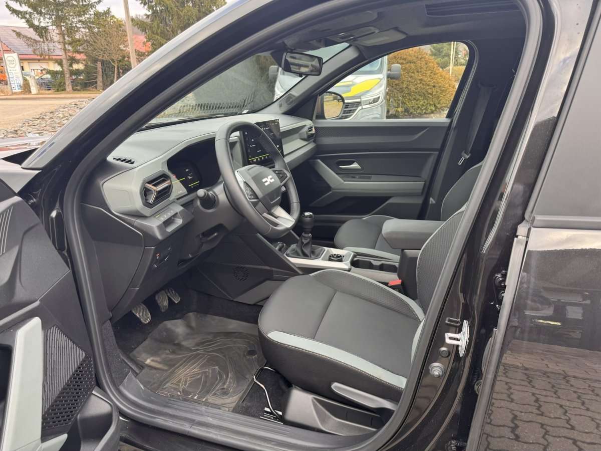 Fahrzeugbild eines Dacia Bigster