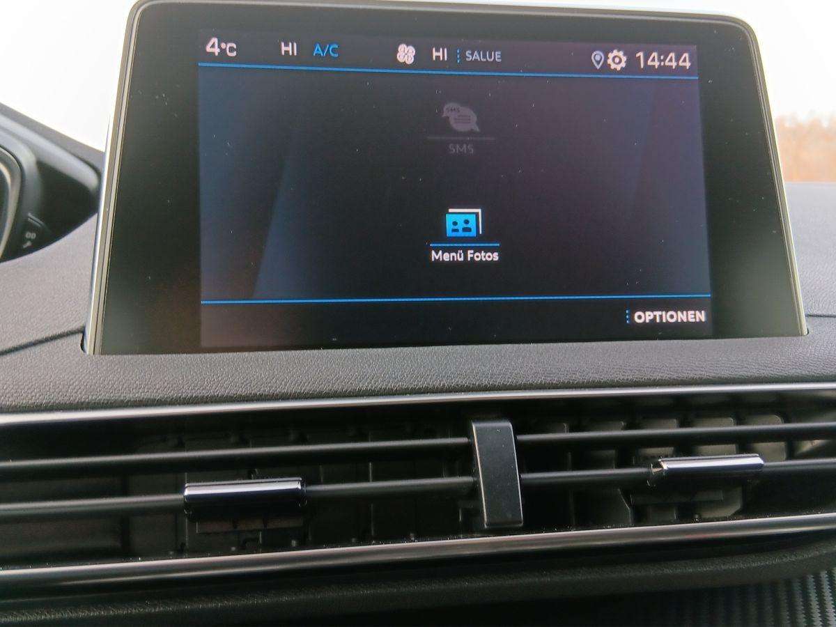 Fahrzeugbild eines Peugeot 5008