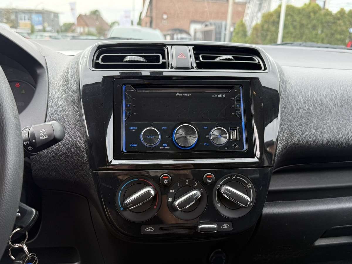 Fahrzeugbild eines Mitsubishi Space Star