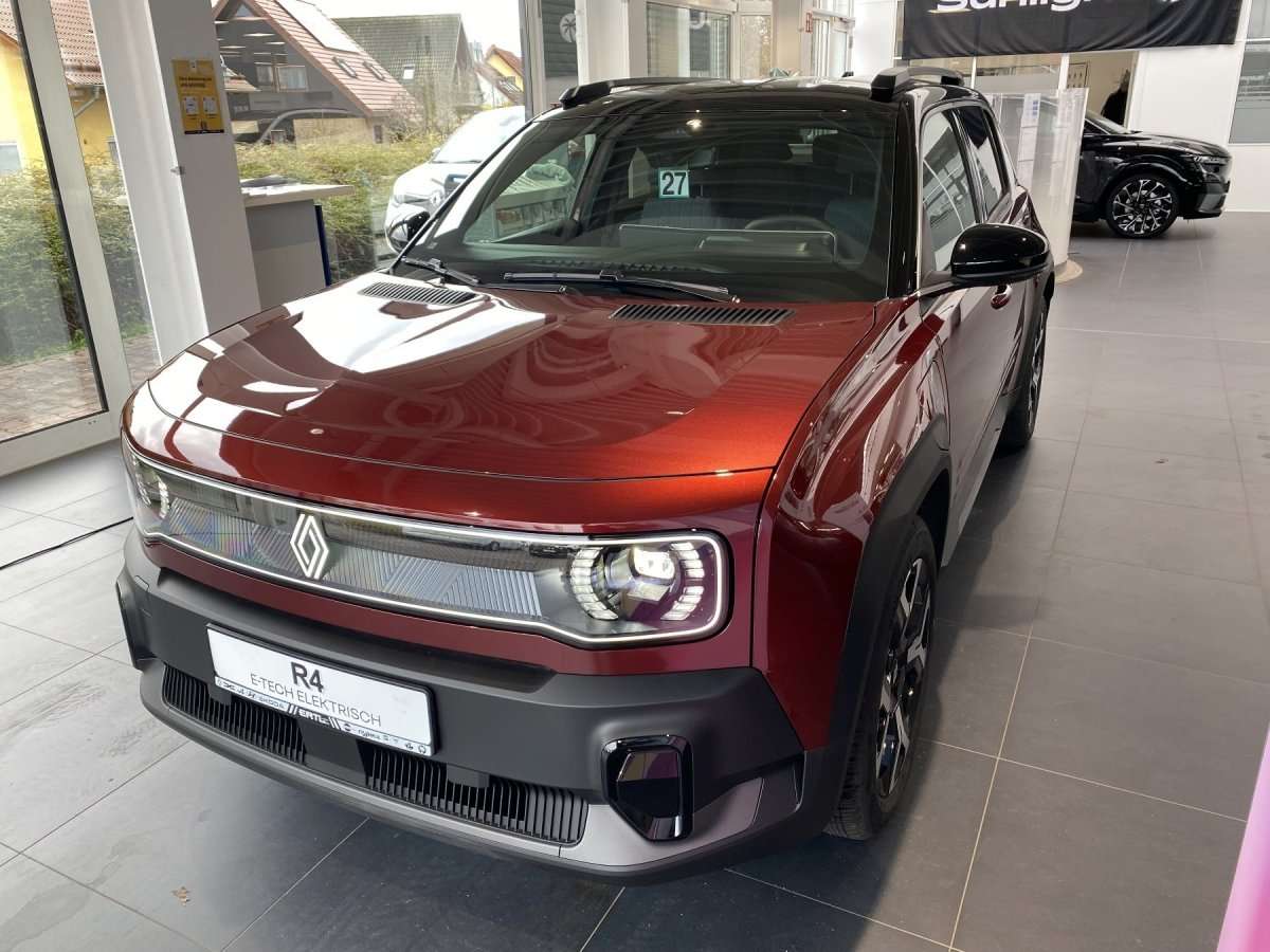 Fahrzeugbild eines Renault 4 E-TECH