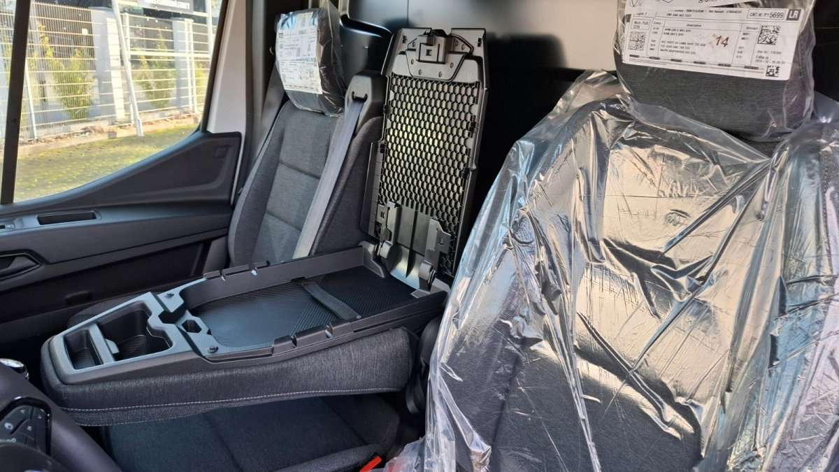 Fahrzeugbild eines Nissan Interstar