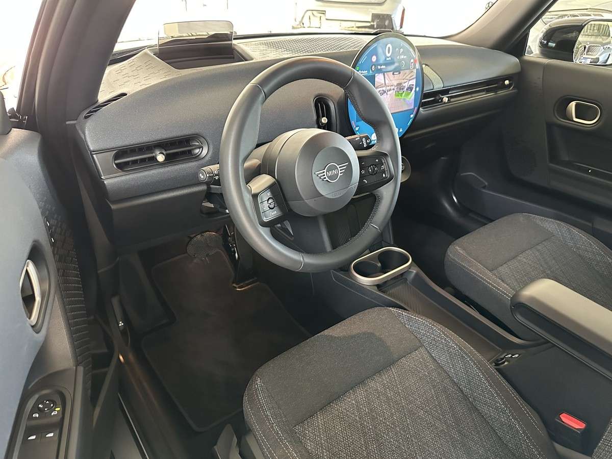Fahrzeugbild eines MINI COOPER