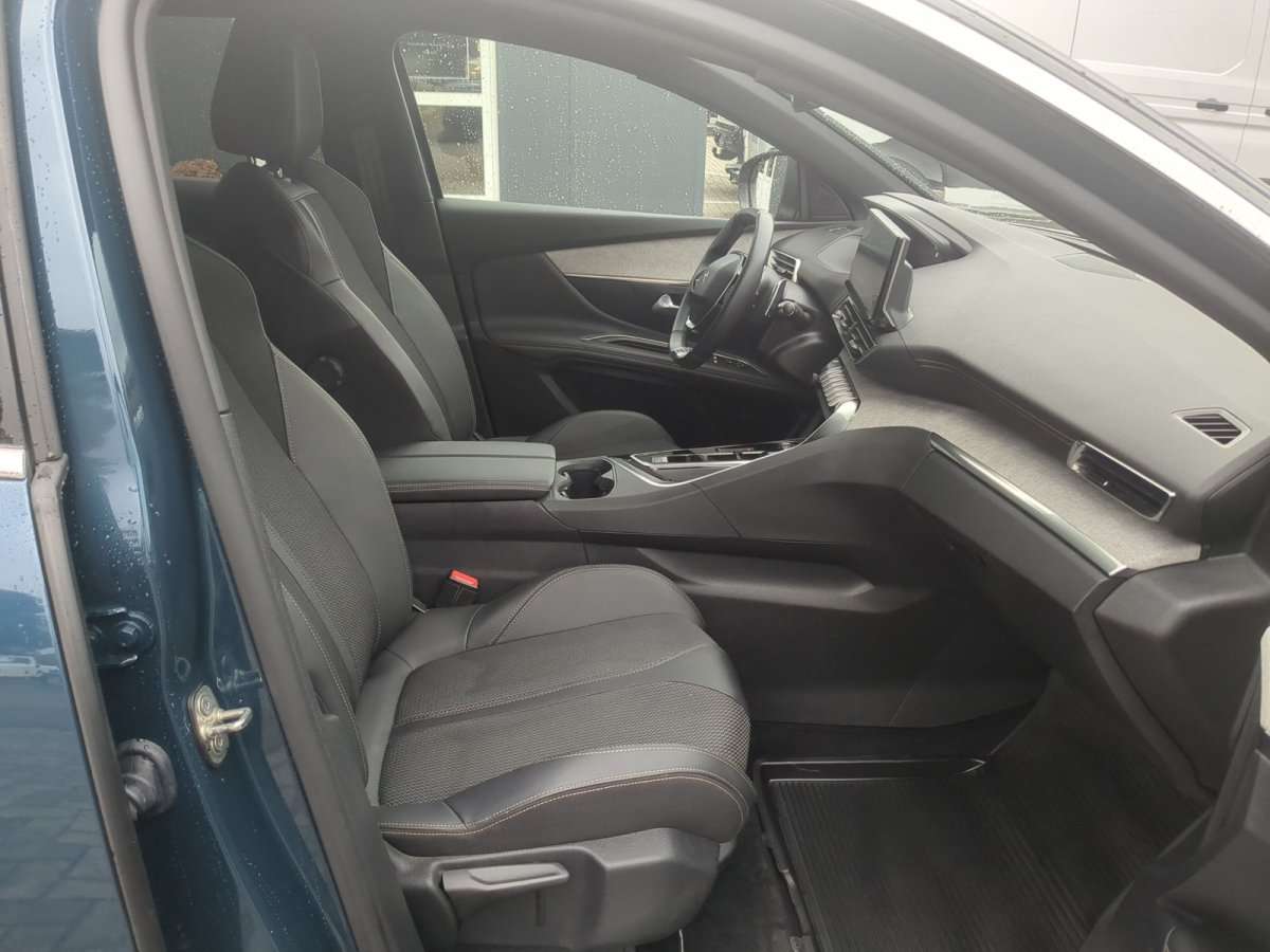 Fahrzeugbild eines Peugeot 3008