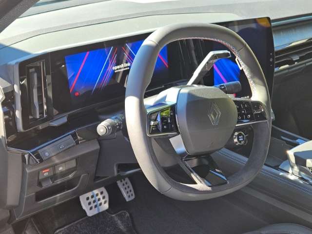 Fahrzeugbild eines Renault Rafale