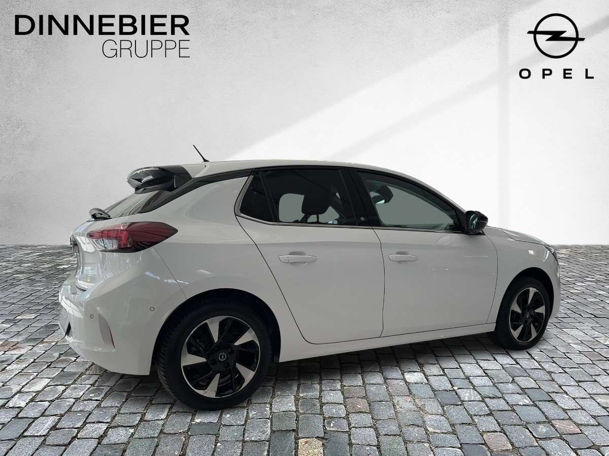 Fahrzeugbild eines Opel Corsa
