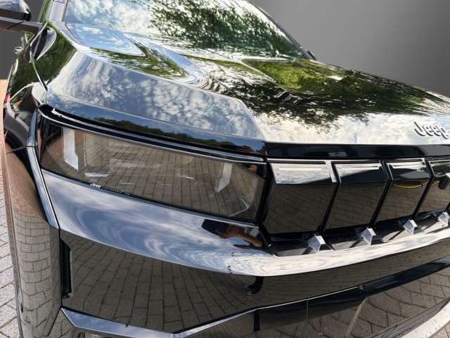 Fahrzeugbild eines Jeep Compass