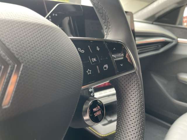 Fahrzeugbild eines Renault Scenic E-TECH