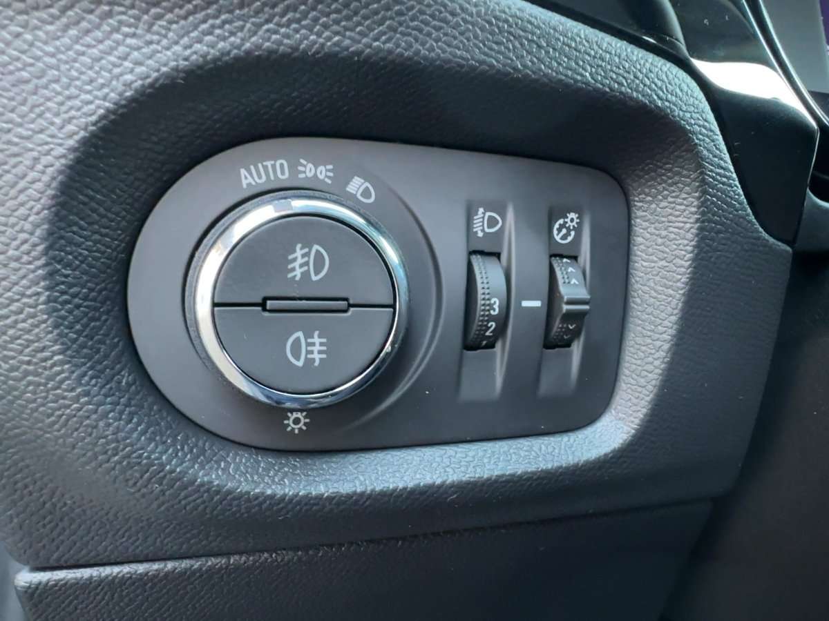 Fahrzeugbild eines Opel Corsa