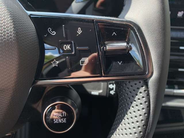 Fahrzeugbild eines Renault 5 E-TECH