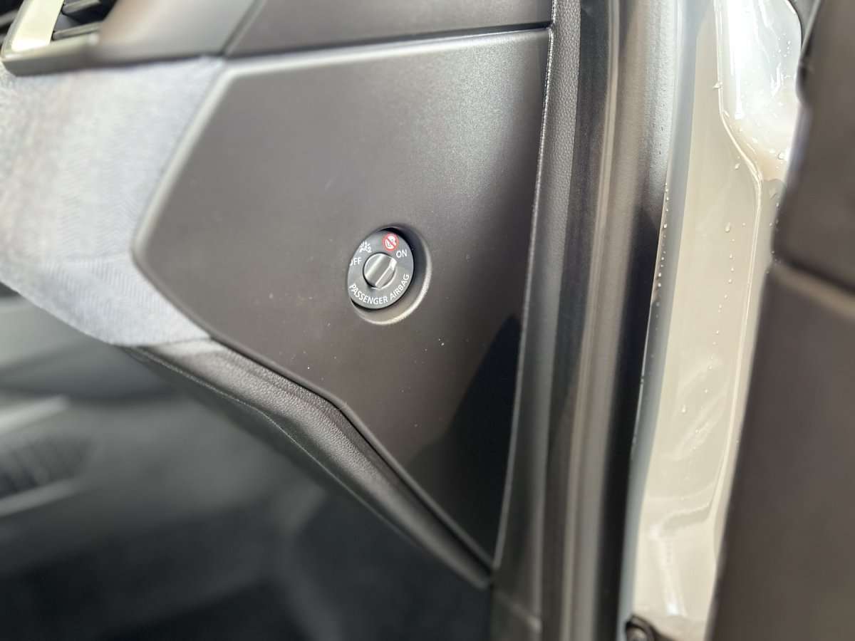 Fahrzeugbild eines Renault Clio