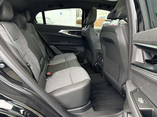 Fahrzeugbild eines Renault Rafale