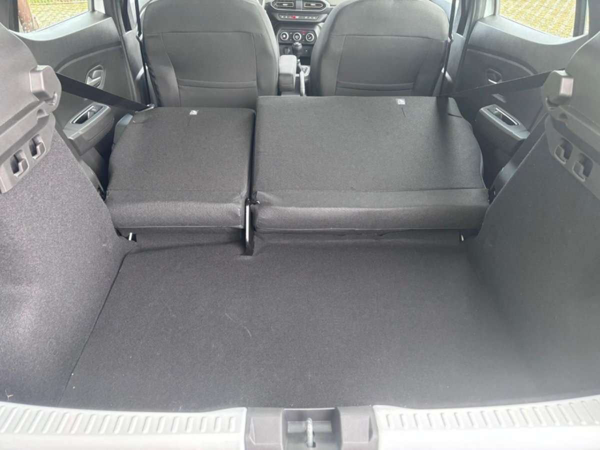 Fahrzeugbild eines Dacia Sandero