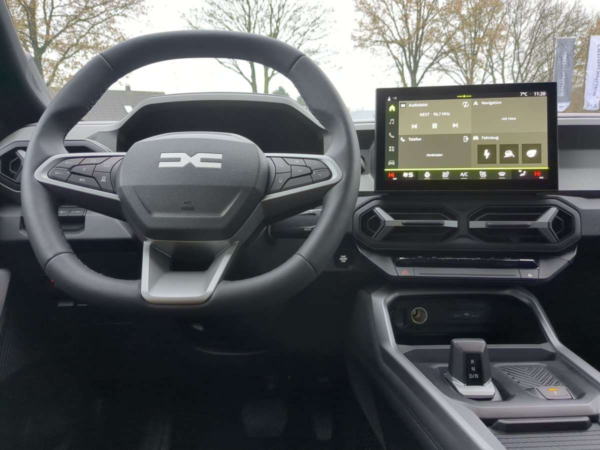 Fahrzeugbild eines Dacia Bigster