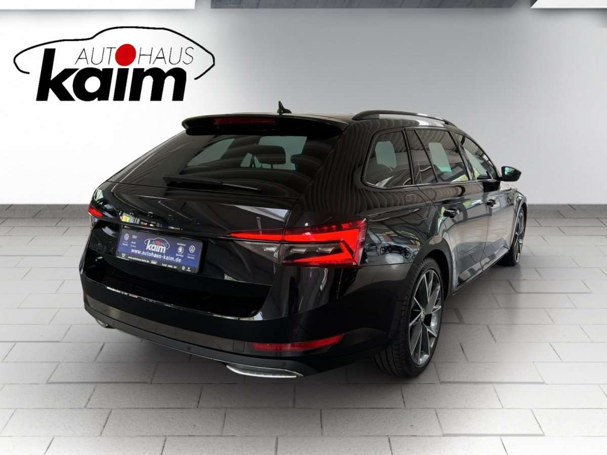 Fahrzeugbild eines Skoda Superb