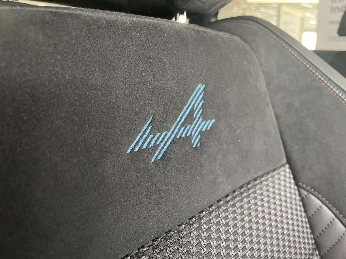 Fahrzeugbild eines Renault Austral