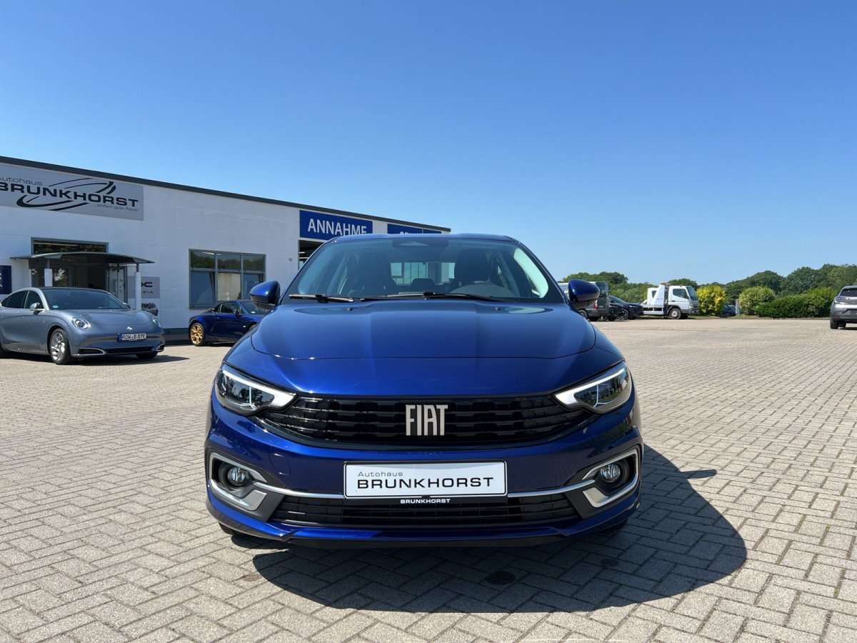 Fahrzeugbild eines Fiat Tipo