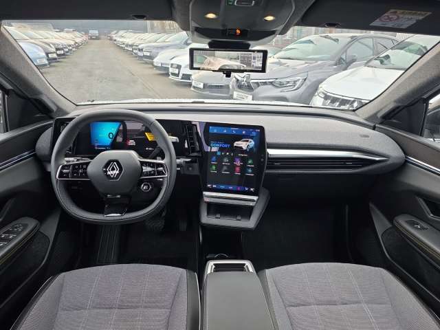 Fahrzeugbild eines Renault Scenic E-TECH