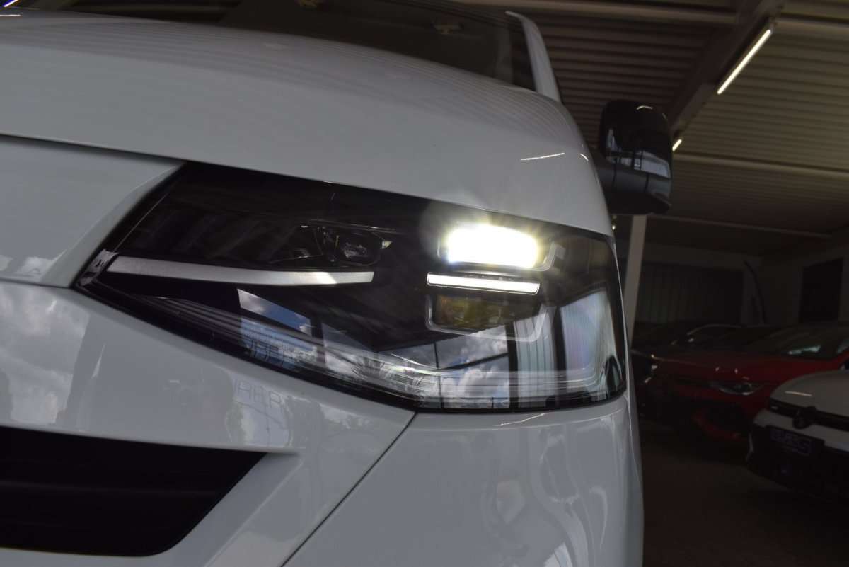 Fahrzeugbild eines Volkswagen Caravelle