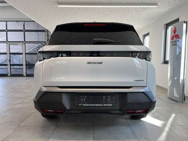 Fahrzeugbild eines Peugeot 5008