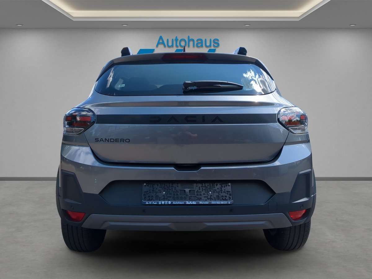 Fahrzeugbild eines Dacia Sandero