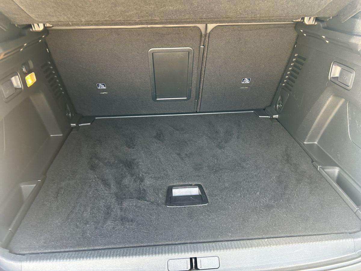 Fahrzeugbild eines Peugeot 3008